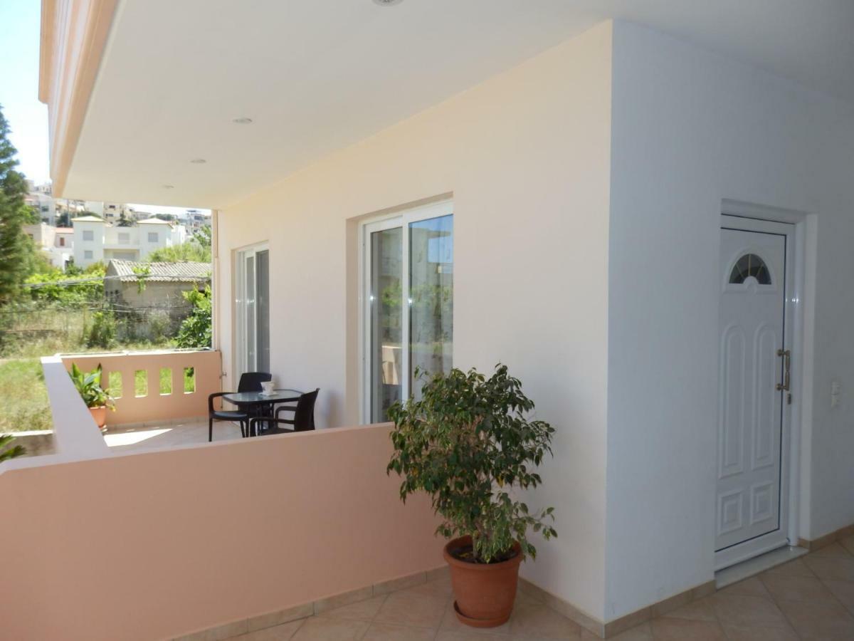 Charisma Apartment Platanias  Exterior photo